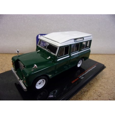 Land Rover Series 3 109 Station Wagon Green 1978 CLC616 Ixo Models