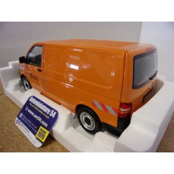 Volkswagen Combi T5 Transporter Deutsche Equipement 2003 188618 Norev