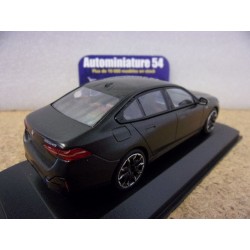 BMW i5 Frozen Deep Grey Met. 2024 410024101 Minichamps