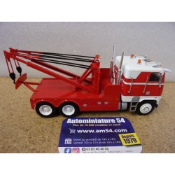 Freightliner FLA Tow Truck 1987 U43TTR002 Ixo Models