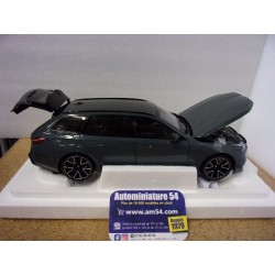 BMW M5 Touring Grey Met. 2024 110023901 Minichamps