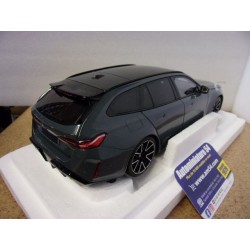 BMW M5 Touring Grey Met. 2024 110023901 Minichamps