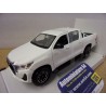 Toyota Hilux White 1:27 32920WT Maisto