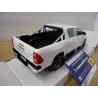 Toyota Hilux White 1:27 32920WT Maisto