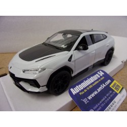 Lamborghini URUS Performante White 32928WT Maisto