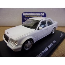 Mercedes E60 AMG W124 E500 White 1994 S4313205 Solido