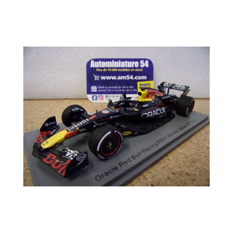2025 Red Bull Honda RB21 n°1 Max Verstappen 1st winner Italian GP S9636 Spark Model