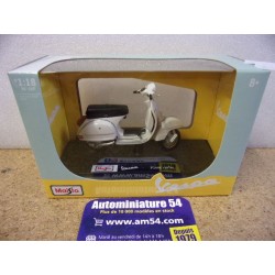 Vespa P200E White 1978 39540-06101 Maisto