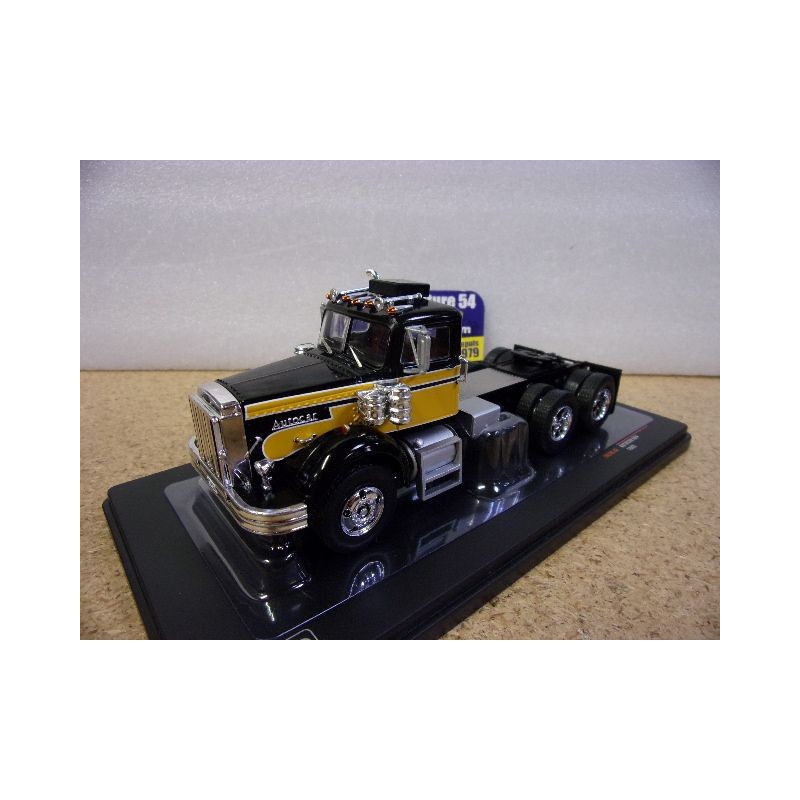 Autocar A64 Black 1965 TR239 Ixo Models
