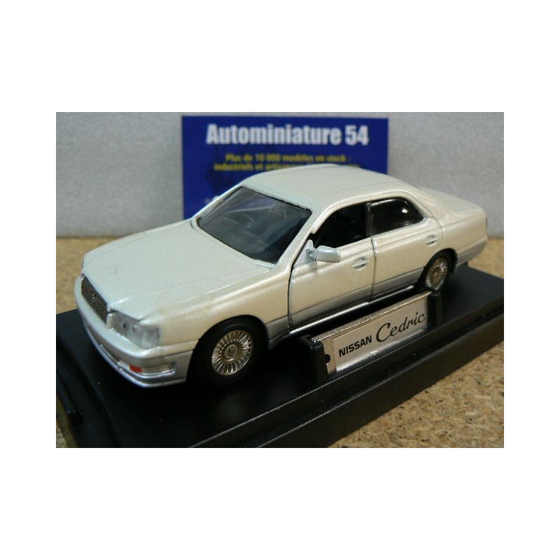 Nissan Cedric MS-13 MTECH