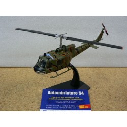 Bell UH-1B Huey Vietnam 1964 S7200010 Solido - War Master