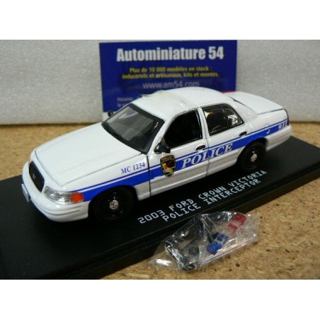 Ford Crown Victoria 2003 MacGycer Police interceptor 86520 Greenlight