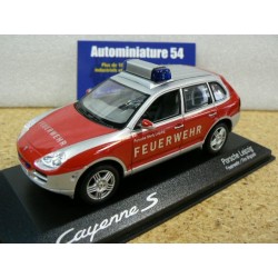 Porsche Cayenne S Feuerwehr Porsche Werk Leipzig Pompier WAPC2060116 Minichamps