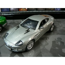 James Bond Die Another Day Set 402041202 Minichamps