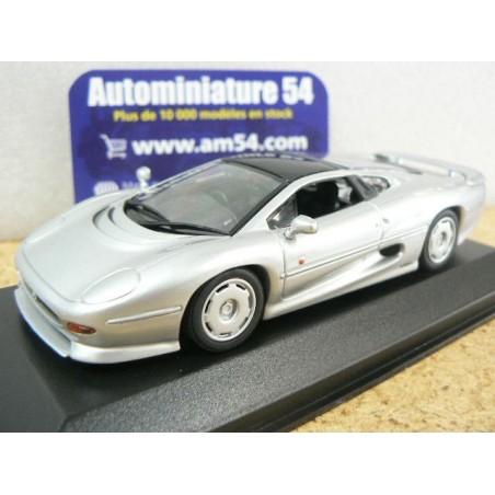 Jaguar XJ220 1991 Silver 940102221 MaXichamps