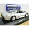 Jaguar XJ220 1991 Silver 940102221 MaXichamps