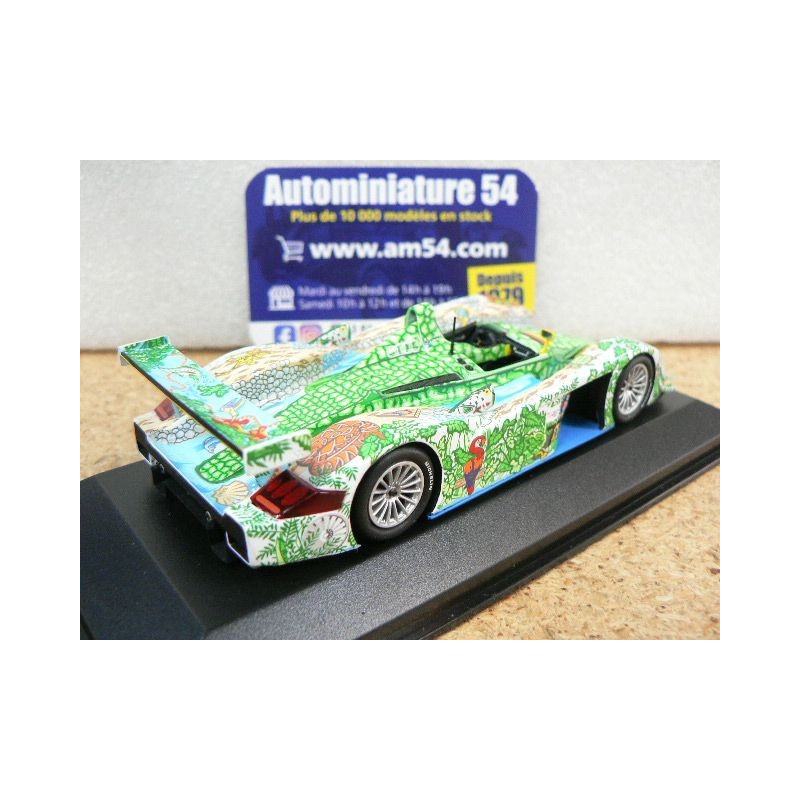 Audi R8 n.9 second in the 24 Hours of Le Mans 2000