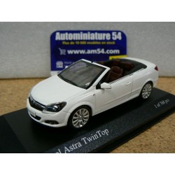 Opel Astra TwinTop 2006 White 400045630 Minichamps