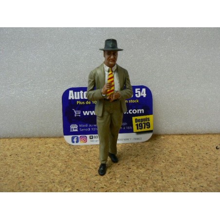 Enzo Ferrari (figurine) 1950 FLM118038 Le Mans Miniatures