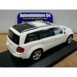 Mercedes GL Class white 2006 400035000 Minichamps