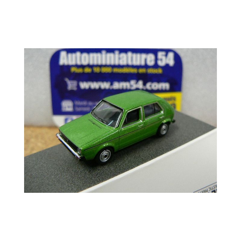 Volkswagen Golf 1 vert 452660200 Schuco 1/87