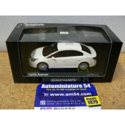 Toyota Avensis white 2009 400166900 Minichamps