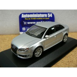 Audi RS4 Silver 2004 940014601 MaXichamps