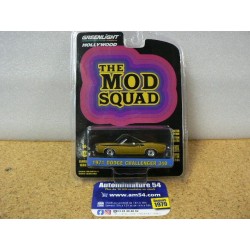 Dodge Challenger 340 1971 The Mod Squad "Hollywood" 44940-A Greenlight 1.64ième