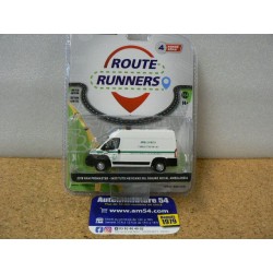 Dodge RAM Promaster 2018 Ambulancia "Route Runners" 53040-AM Greenlight 1.64ième