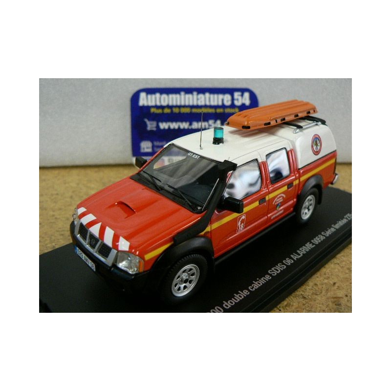 Nissan NP300 Double Cabine SDIS 06 Alpes Maritimes Secours en Montagne Pompier Alarme 0058