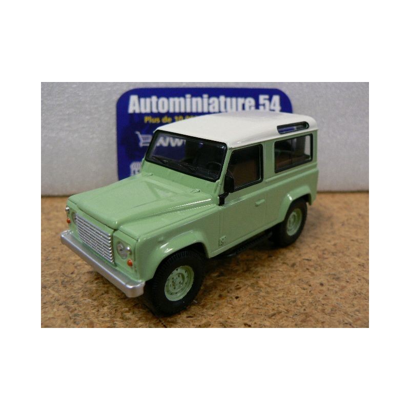 Land Rover Defender Green 845106 Norev  Jet Car