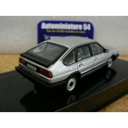 Volkswagen Passat B2 Silver 1985 CLC425 Ixo Models