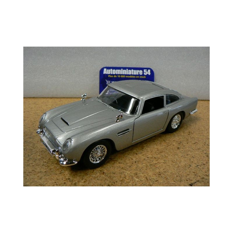 Aston Martin DB5 Goldfinger James Bond 79857 Motor Max