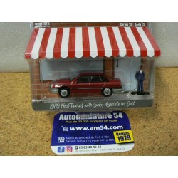 Ford Taurus 1989 + Men in Suit " The hobby Shop" 97130-D Greenlight 1.64ième