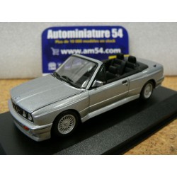 BMW 3-Series M3 E30 Silver Blue Met. 1988 940020332 MaXichamps