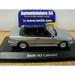 BMW 3-Series M3 E30 Silver Blue Met. 1988 940020332 MaXichamps