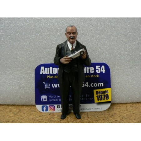 Figurine Ferdinand Porsche FLM118041 Le Mans Miniatures