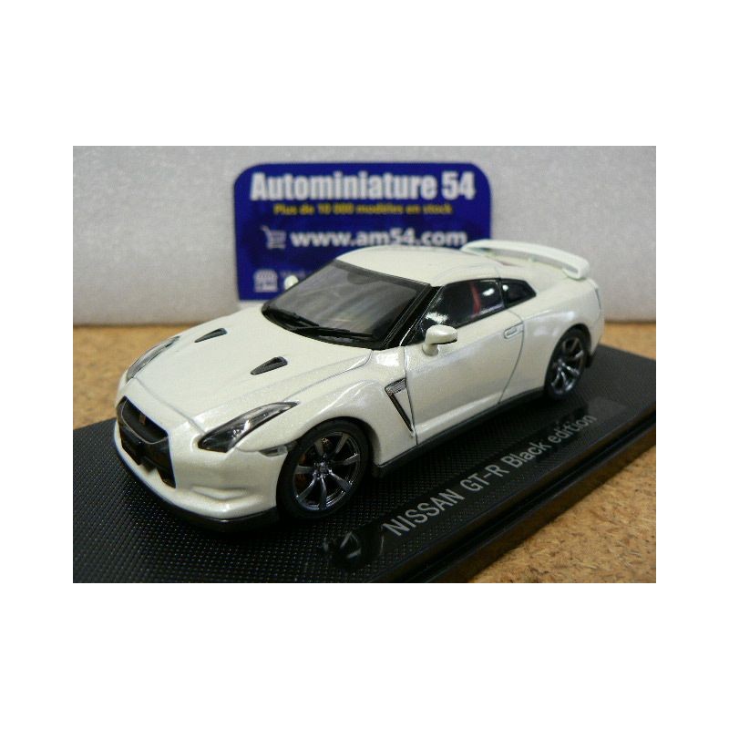 Nissan Skyline GT-R Black Edition white 44101 Ebbro