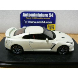 Nissan Skyline GT-R Black Edition white 44101 Ebbro