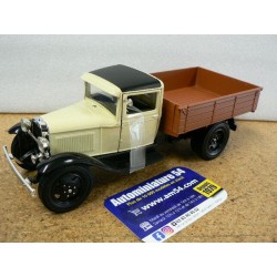 Ford Model AA Beige 1931...