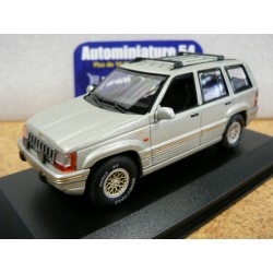 Jeep Grand Cherokee Silver 1995 940149661 MaXichamps