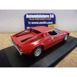 Maserati Merak red 1974 400123420 Minichamps