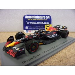 2022 Red Bull Honda RB18 n°11 Sergio Perez 1st Winner Singapore GP S8560 Spark Model