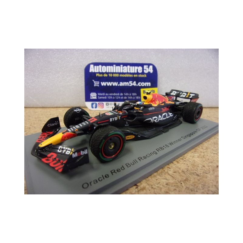 2022 Red Bull Honda RB18 n°11 Sergio Perez 1st Winner Singapore GP S8560 Spark Model