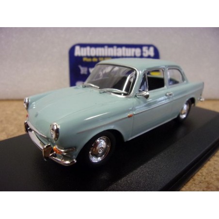 Volkswagen 1600 Notchback light Blue 1966 940055300 MaXichamps