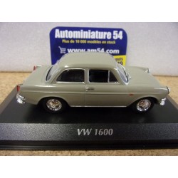 Volkswagen 1600 Notchback Beige 1966 940055301 MaXichamps