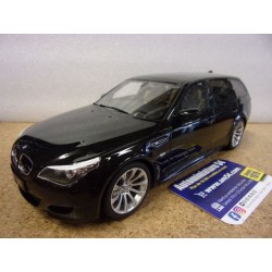 BMW M5 Touring E61 Black...