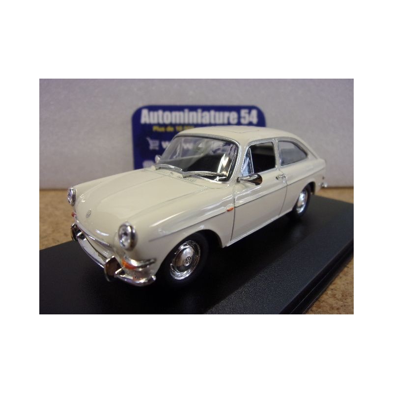 Volkswagen 1600 Fastback Cream 1966 940055320 MaXichamps