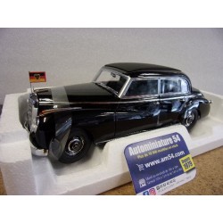 Mercedes 300 Black Konrad...