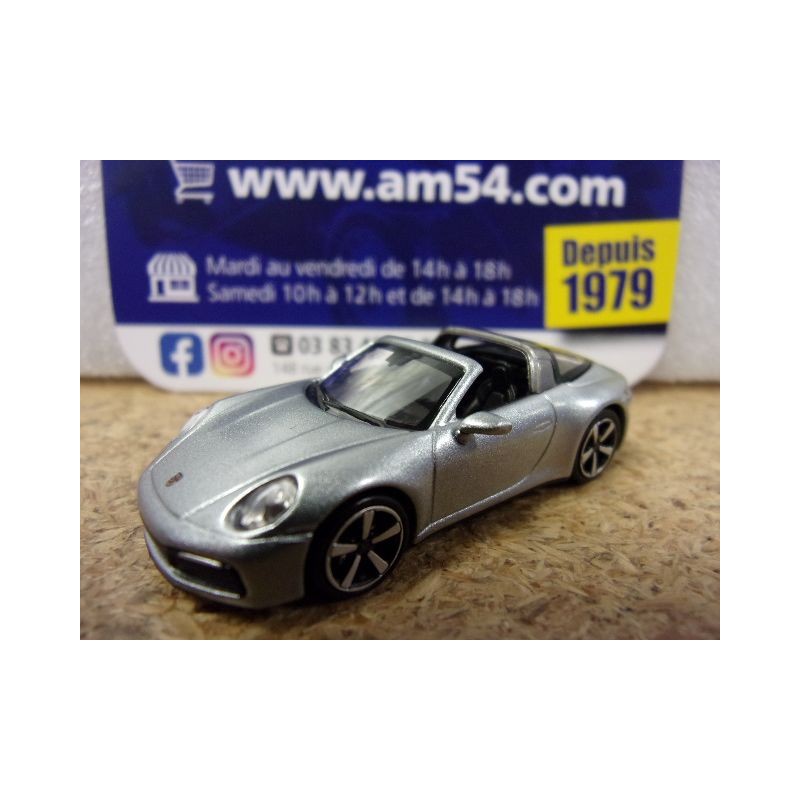 Porsche 911 - 992 Targa 4S Silver 2020 1/87 870069062 Minichamps